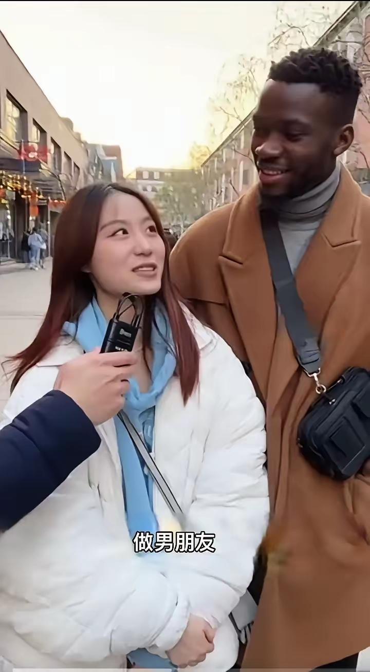 非黑人不嫁的执念，最终让她摔得头破血流！从小就抱着这个想法，