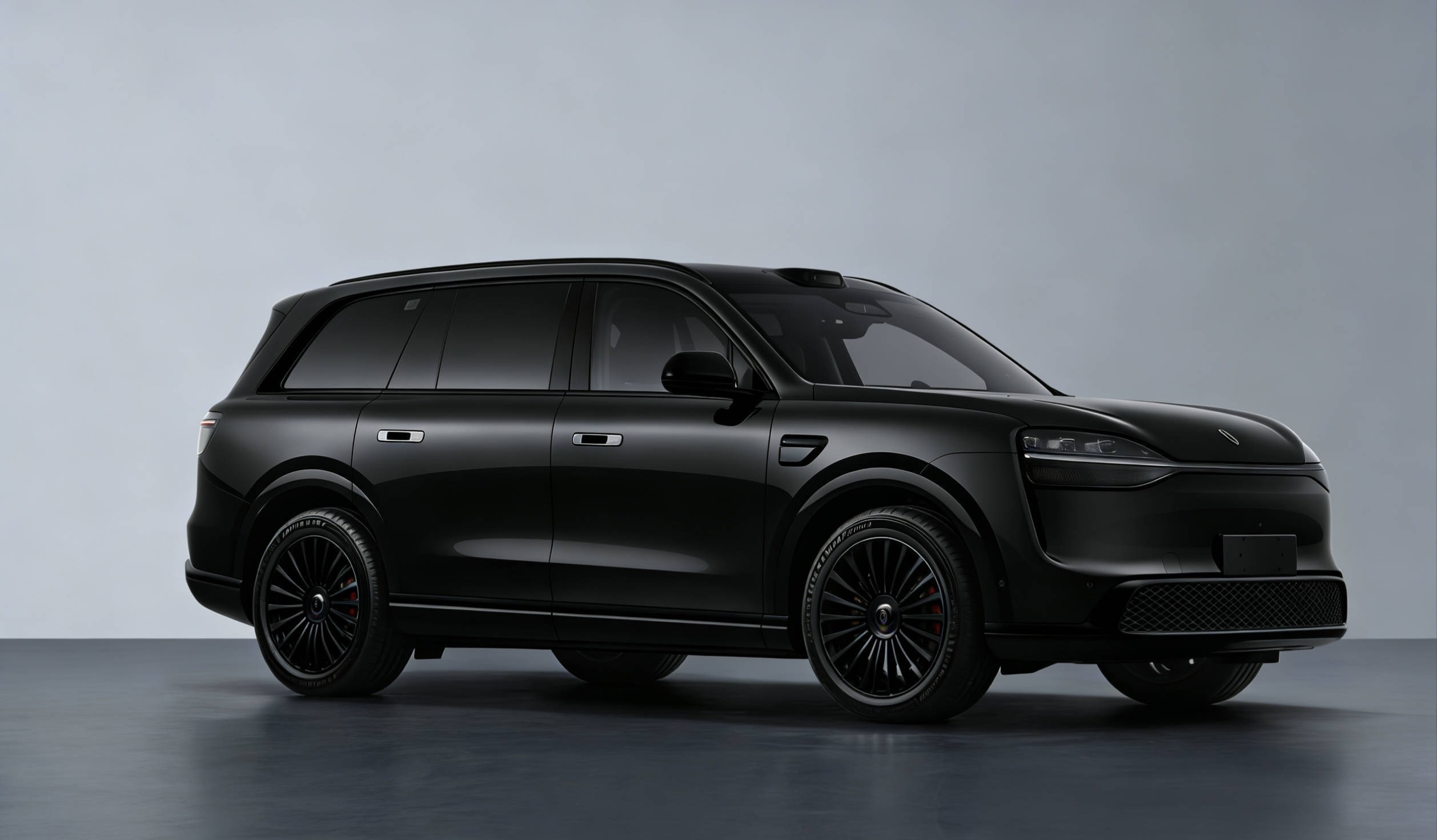 问界新款M9如果搞个黑武士版也挺唬人的