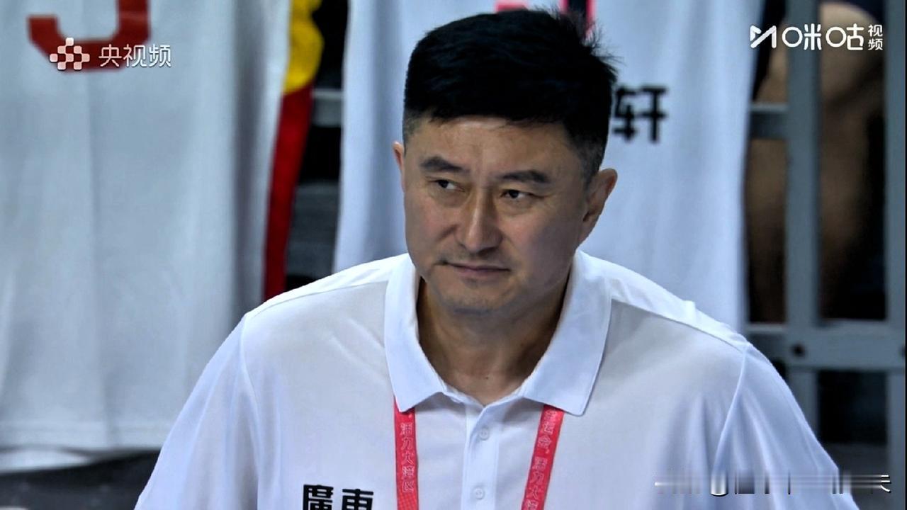 杜锋罕见DNP杜润旺，怪不得打浙江全队防守轮转到位，不满焦泊乔空篮上不进，广东队