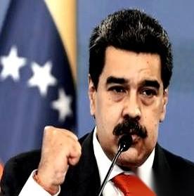 被美军从总统府抓走，关了两个多月后，马杜罗终于出现在了纽约的法庭上。他整个人瘦