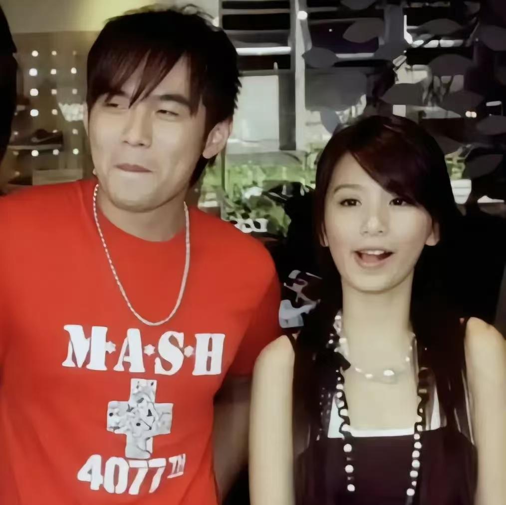 田馥甄回应绯闻！4月14日，田馥甄在啤酒品牌活动上，被媒体当面追问与周杰伦的陈