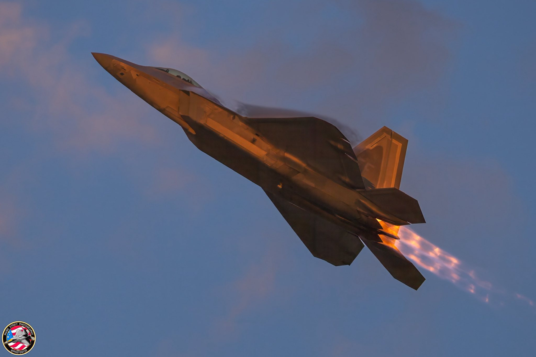 MarkStreit镜头下的F-22表演队