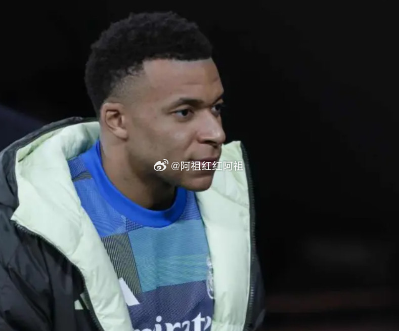 据西班牙《马卡报》报道，在姆巴佩、贝林厄姆等球员伤情的处理上，皇马医疗部门暴露出