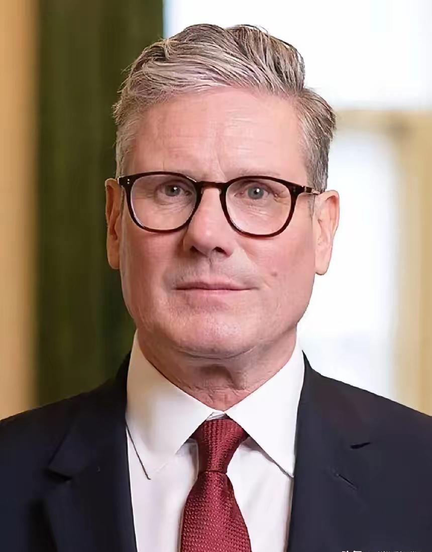 不等了，英国主动找中国英国这次是真急了。以前都是跟着美国屁股后面走，这次直接