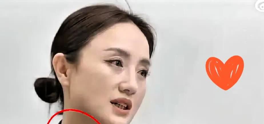 谁能想到朱媛媛的告别仪式惊动了两大官方机构中戏直接给国家话剧院发唁电