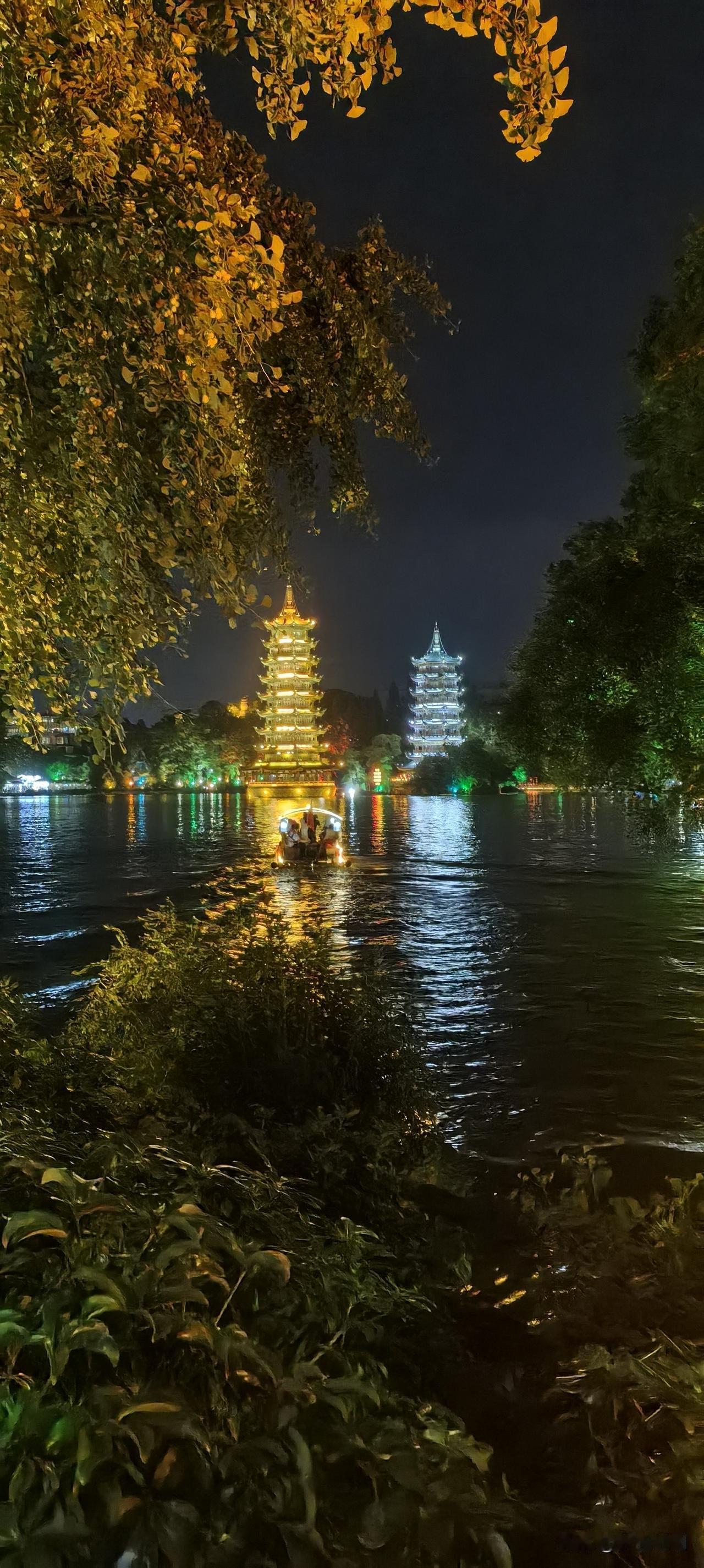 看到网上一篇桂林人游平凉的小作文，勾起了我对桂林的回忆，赶巧今年我不仅去了桂林，