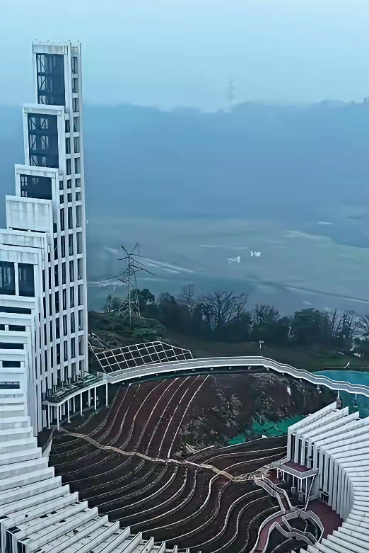 四川雅安这个建筑不错叫雅雨塔