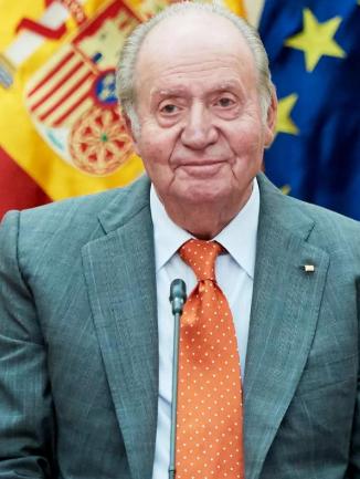 2014年，86岁的西班牙前国王，被强行注射了睾丸激素阻断剂。这个色老头，一生情