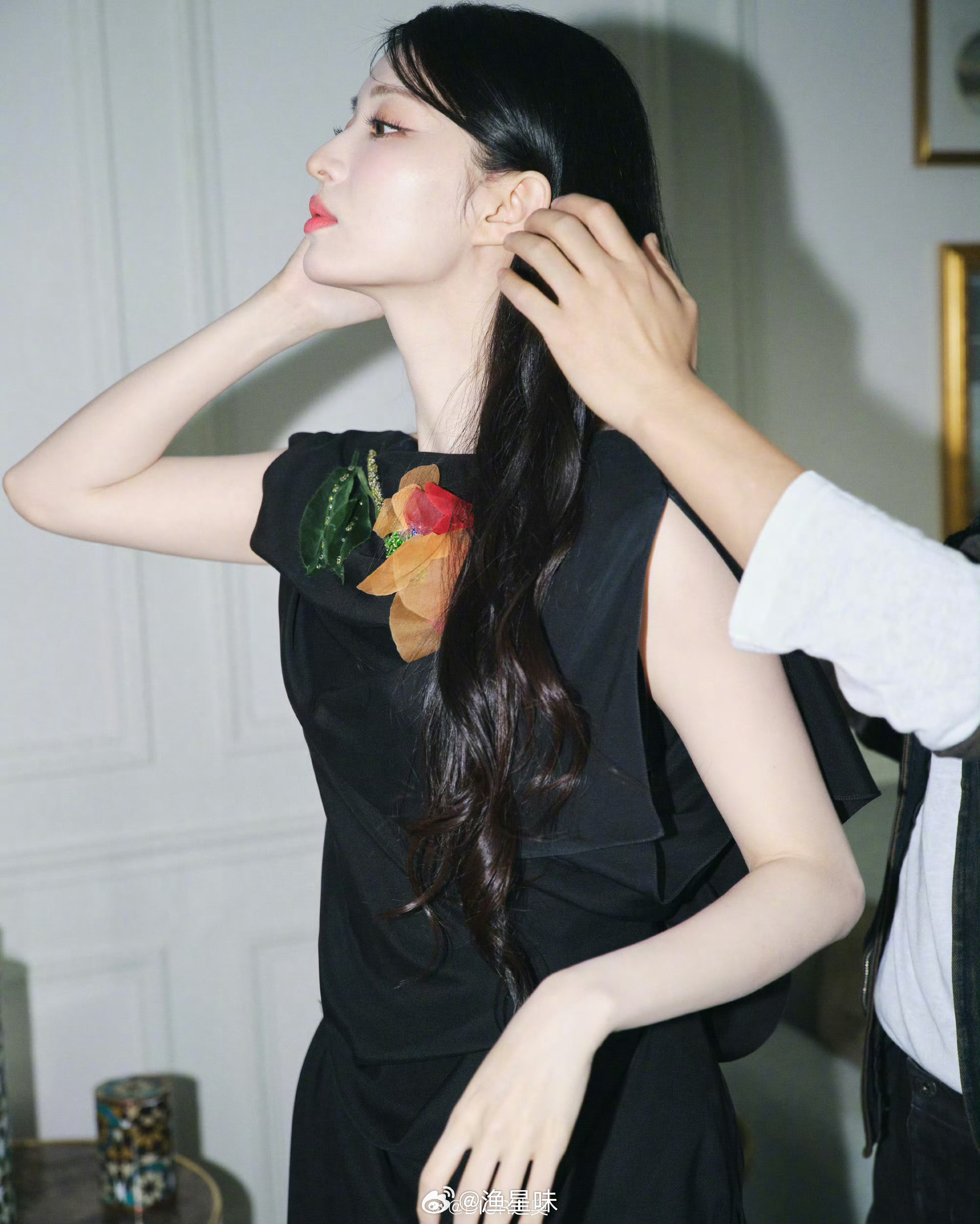 最近有谁在捧王楚然吗？资源也太好了吧