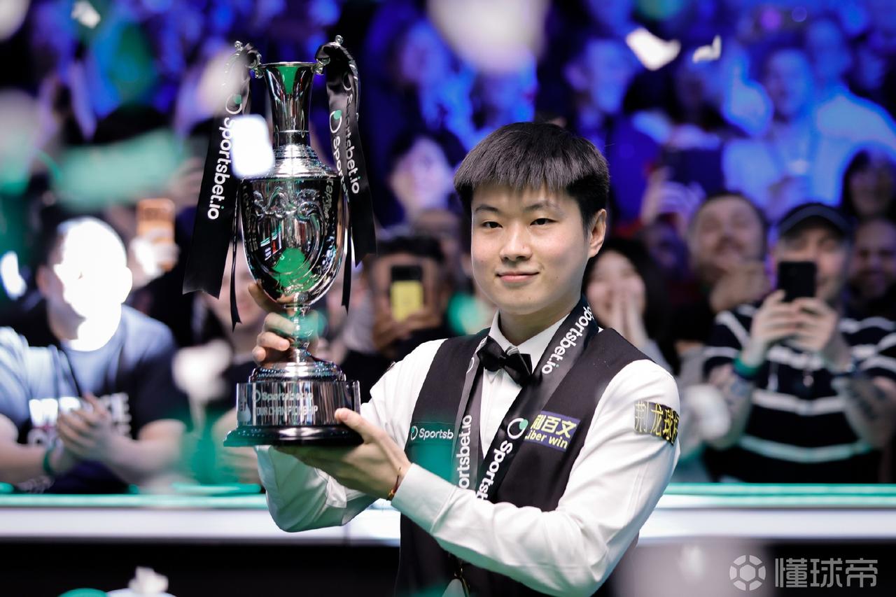 🏆斯诺克历史排名赛冠军榜（Top20）1. 罗尼·奥沙利文：41冠（现