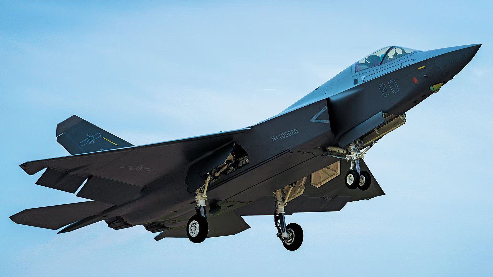 厚颜无耻！美媒报道称：东大北六代可能是美国F-47的“劣质版本”！不是，美国媒体