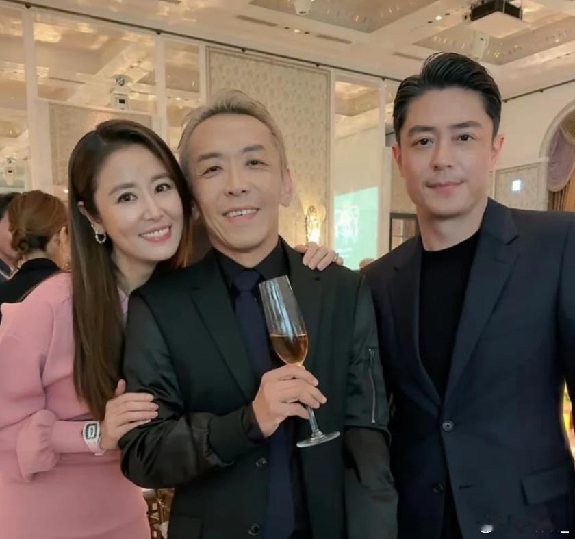 霍建华林心如在邱泽许玮甯婚礼上的合照