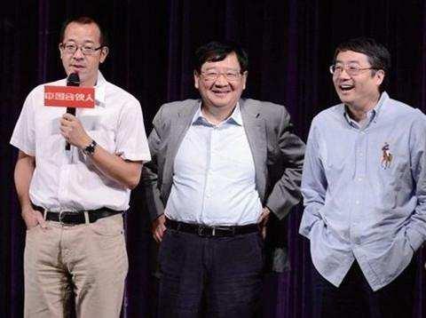徐小平从新东方拿走40亿离场，很多人一度认为徐小平的这辈子也就这样了，他却和美女