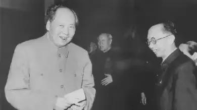 宴请皇上1961年溥仪释放后，毛主席在丰泽园以家乡菜宴请溥仪。