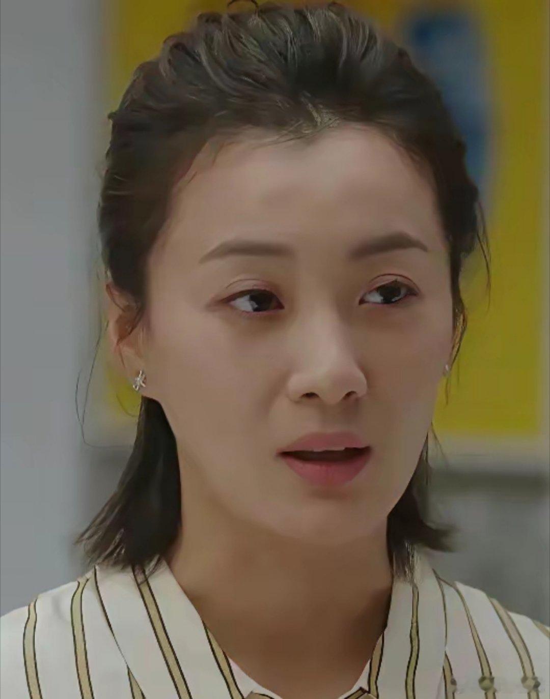 原来李小冉现在的老公徐佳宁，竟然是徐梵溪爱了5年的前男友。在一起五年，徐梵溪为他