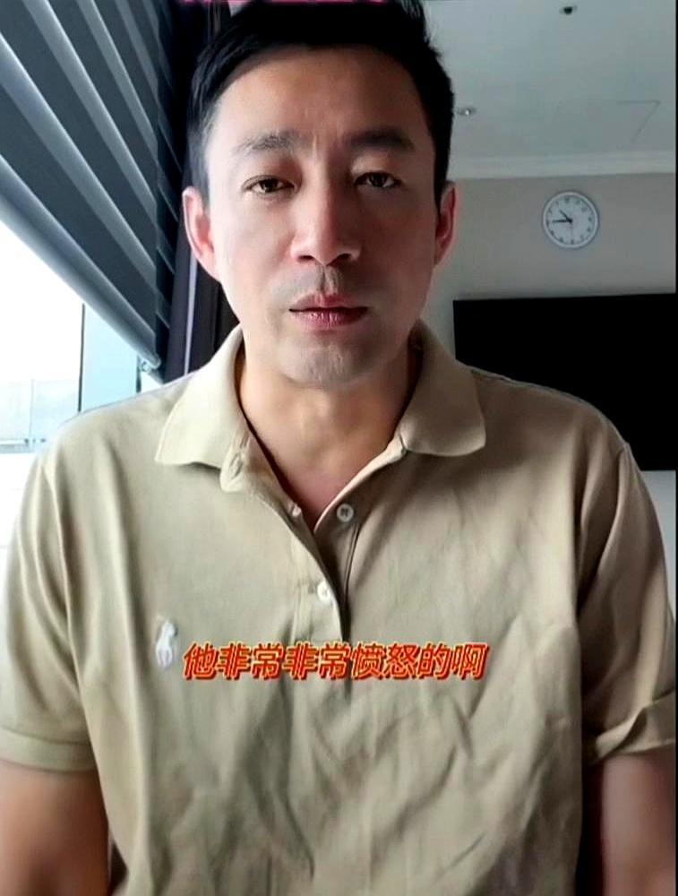 镜头怼到脸上骂，8岁小箖箖冲上去一把推开：“凭什么拍我？凭什么骂我爸！”汪