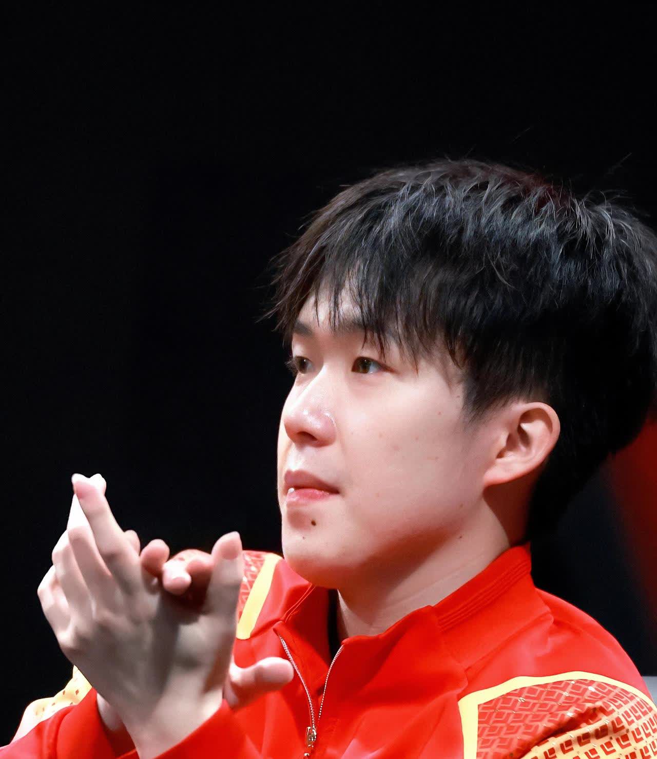 一觉睡醒国乒的对手们都不知所措了本来都以为参加三个赛事的王楚钦会