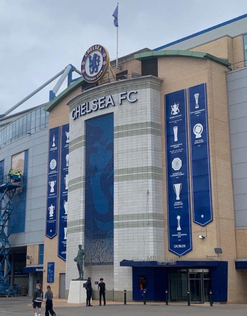 预计很快会对切尔西面临的74项指控作出裁决。《每日邮报》报道称，任何处罚都可