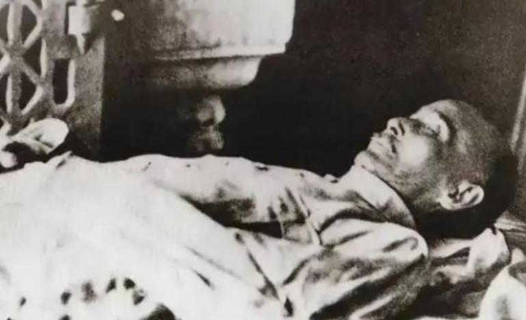 蒋介石遗体已腐烂不堪？守灵三年的侍卫，终于说出慈湖的秘密！蒋介石和蒋经国的遗体现