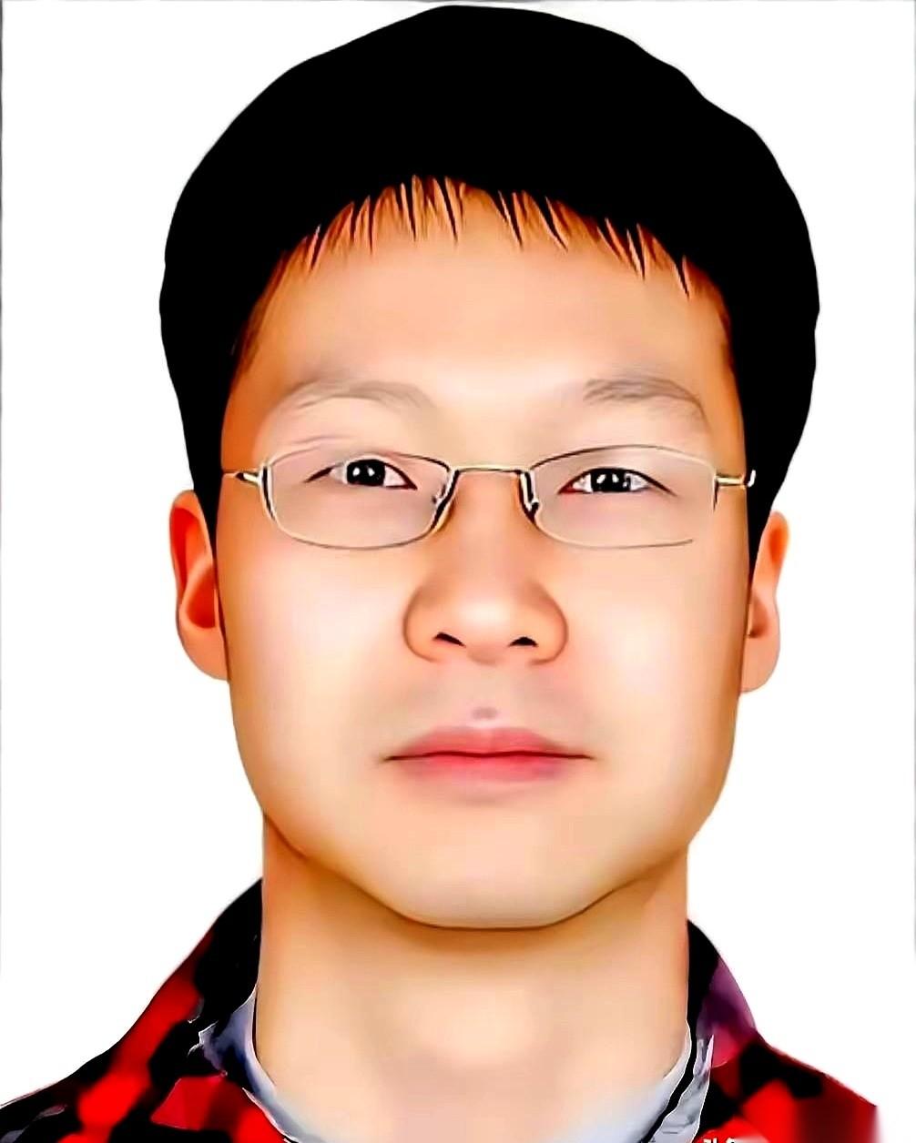 白天在北大讲台上指点江山的顶级教授，晚上回到家，最大的成就感居然是——老妈今天没