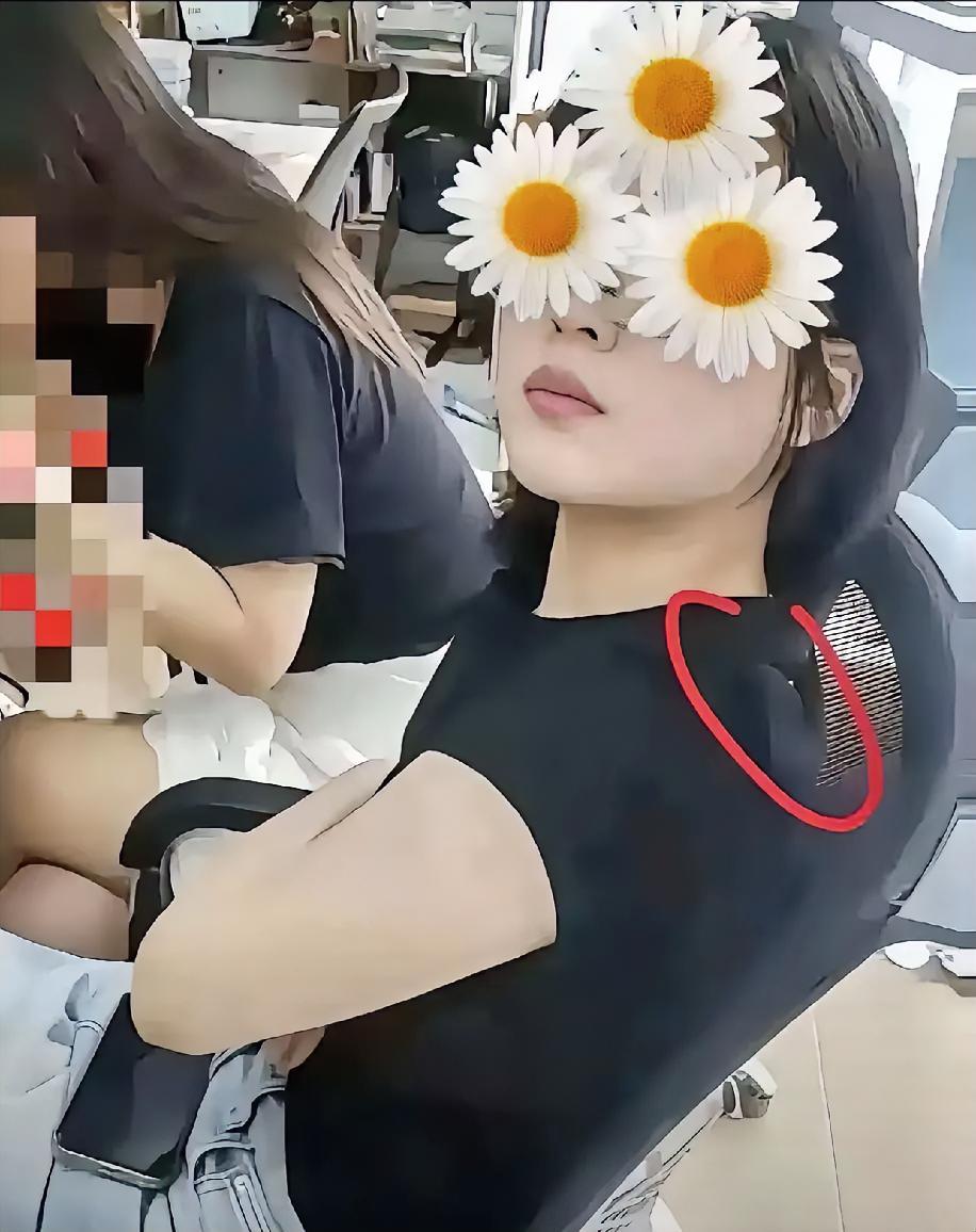 太恶心了！那个白嫖外卖被推上风口浪尖的小仙女，又被扒出更离谱的操作！​​看这张