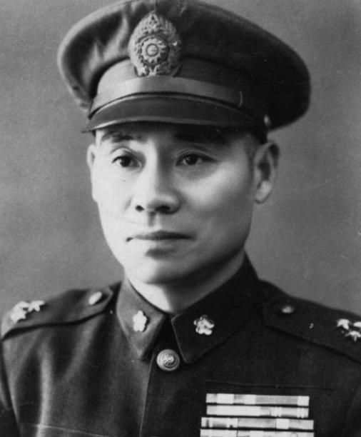 1949年4月，国民党少将范纪曼要被执行死刑，临刑前，他说要上个厕所，但谁也没有