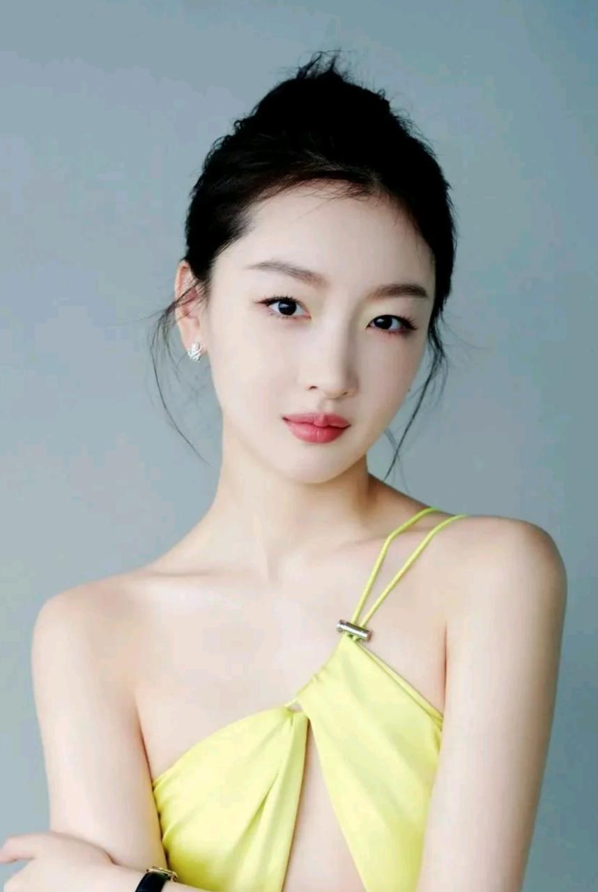 我表哥是医生，他说从演员周冬雨描述的现象来看，这种病叫腹泻型肠易激综合征。我