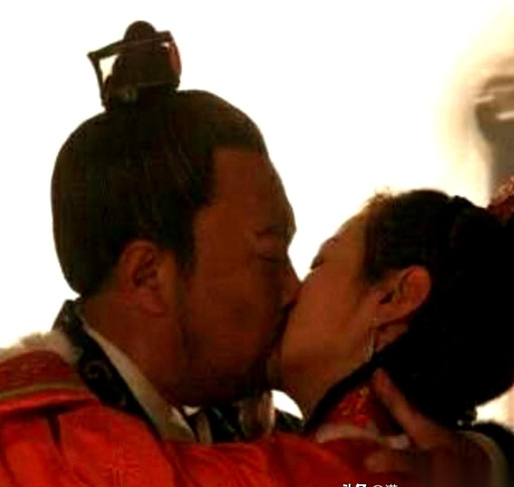 每次想到刘和平不拍《张居正》，我就心里咯噔一下。《大明王朝1566》最后那个镜