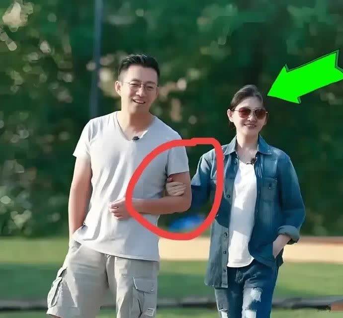 救命！大S两段婚姻对比照曝光，直接把