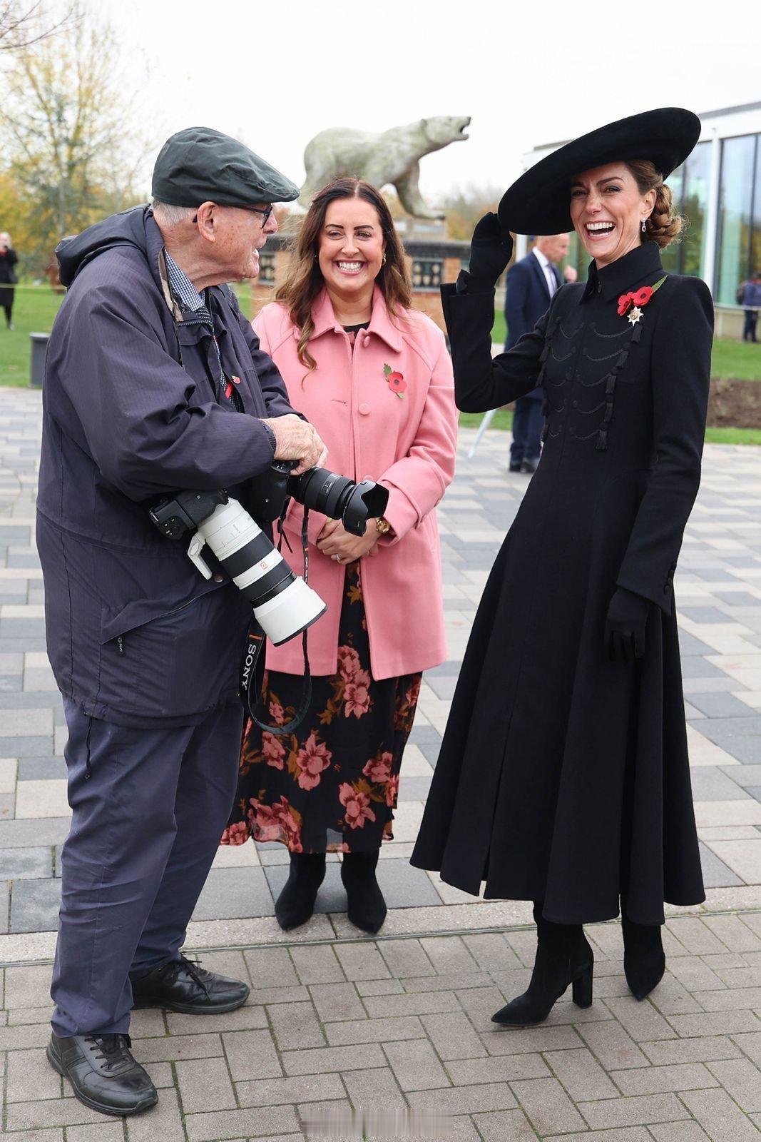 2025年11月11日，凯瑟琳王储妃在斯坦福德郡国家纪念植物园举行的一年一度停战