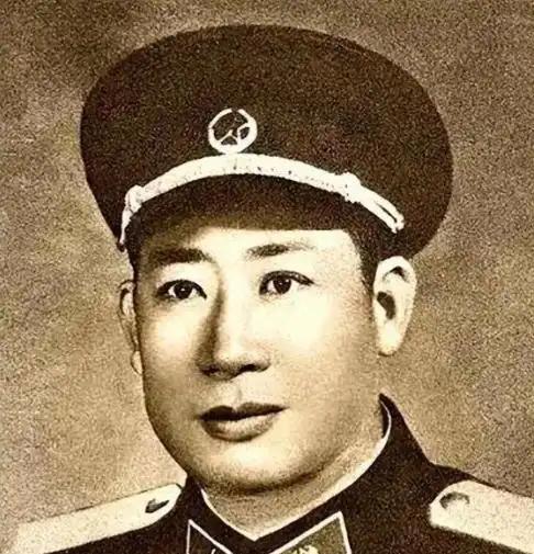 19岁杀日寇大佐、统领上万精兵的老资格旅长，1955年授衔仅得少校，他含恨脱下军
