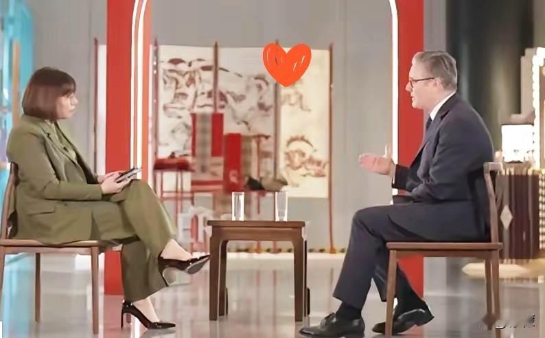 1月30日，斯塔默非常自豪地说：“通过我的沟通，中方已经明确表示，解除了对英