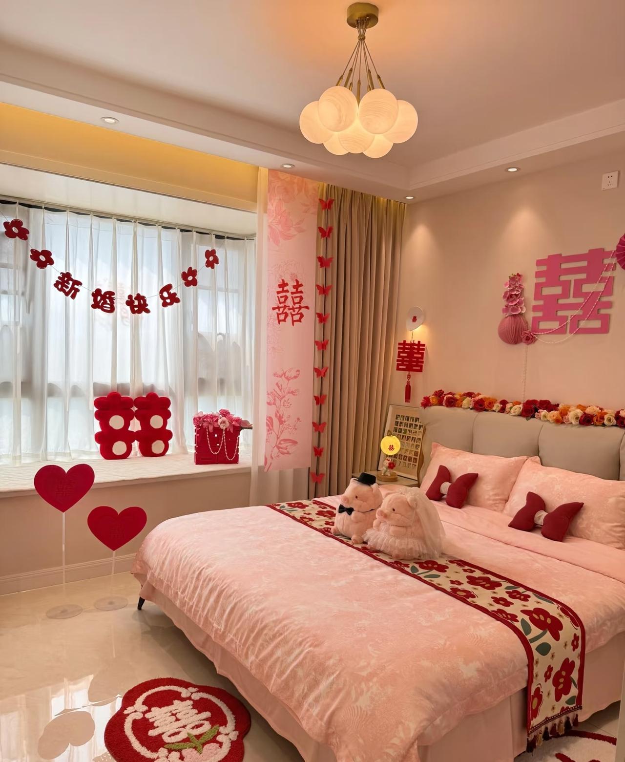 表姑家23岁的女儿小蕊要出嫁了，小瑞跟未婚夫小德说，你给我的14万彩礼我都要