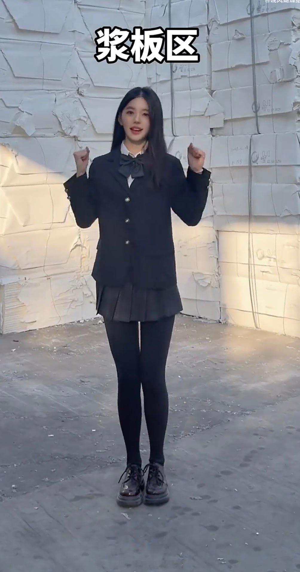 爸爸让女儿宣传公司最近好像一批厂二代在起号还蛮有意思的