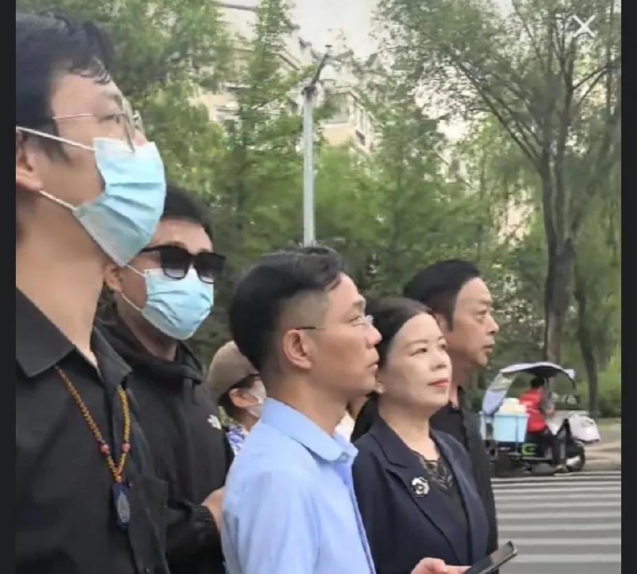 欺人太甚！柴桑大姐揭露对方那些不为人知的事大姐放了一段杜的音频，他说他有很多心