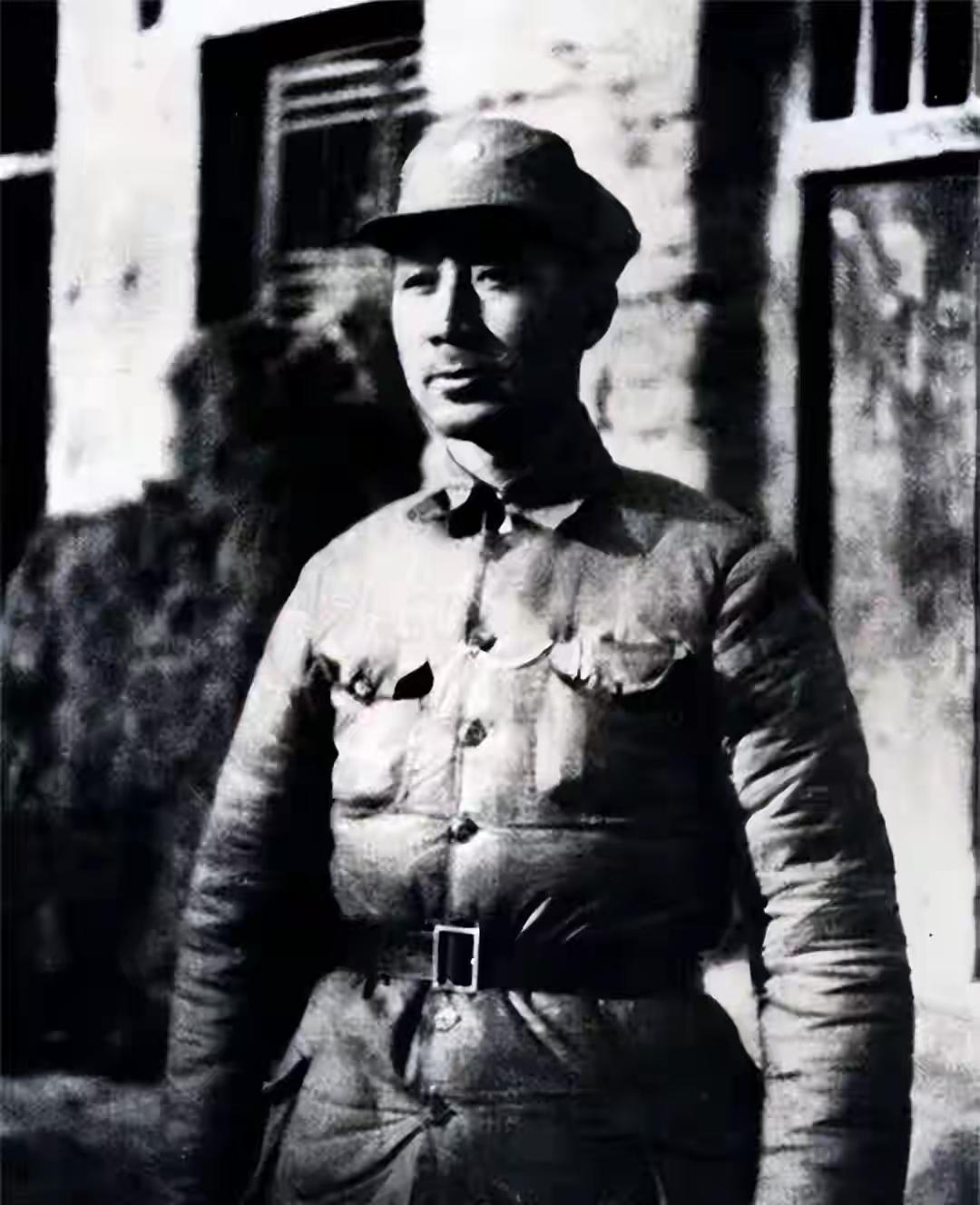 如果薄一波同志，参加1955年授衔，哪个军衔适合他呢？1955年的授衔仪式