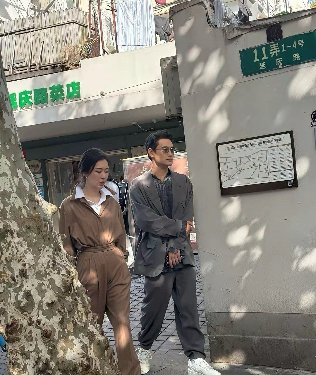 老天呐，差点没认出来。不得不说，真人比电视上还漂亮啊！