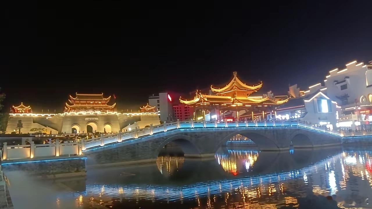 慢牛行情在路上，选择四大方向长期布局：1.有色金属有色金属板块因为美元降息带来的