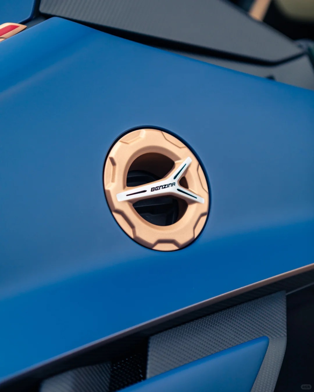 这位兰博车主品味绝了啊绝美车片