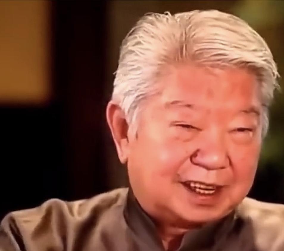 “今夜不设防”之后，香江四大才子蔡澜、倪匡、黃霑、金庸，其中的金庸，倪匡，黄霑陆