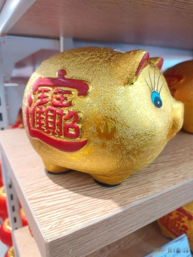 总看到有人说存钱难，总是说一年存5万，十年50万。我想说存钱压根就不是那么算的