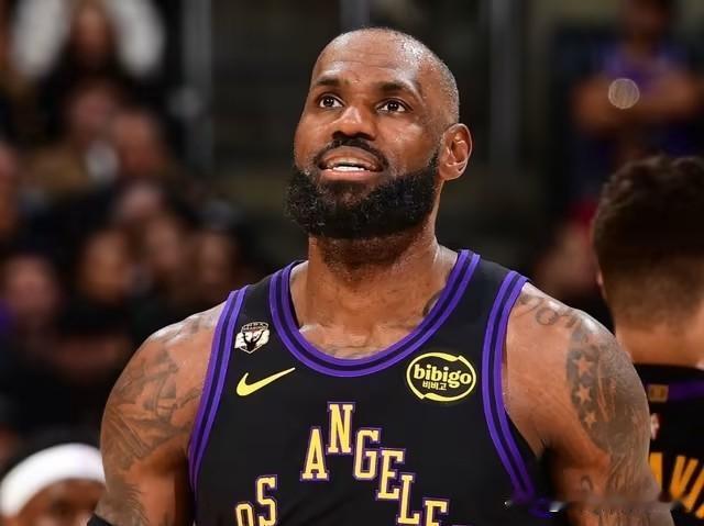 湖人vs黄蜂前瞻：詹东组合再出击，伤病名单更新！⏰1月16日上午11:30