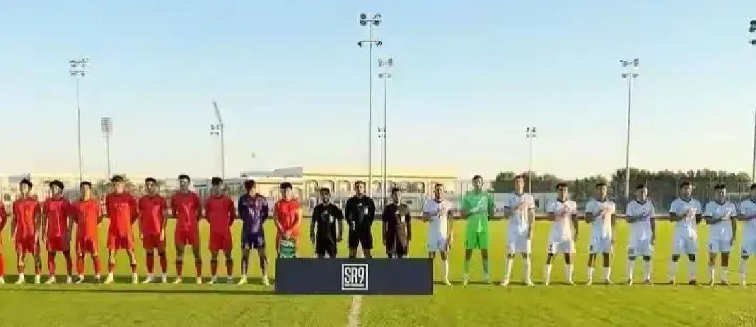 10人应战，78分钟绝杀。这不是剧本，是U23小伙子在迪拜浇透球衣的真实汗水。