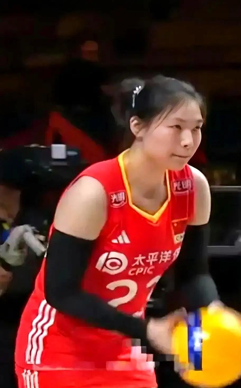 张籽萓——成长三部曲张籽萓，2025年世联赛中国女排主力二传。