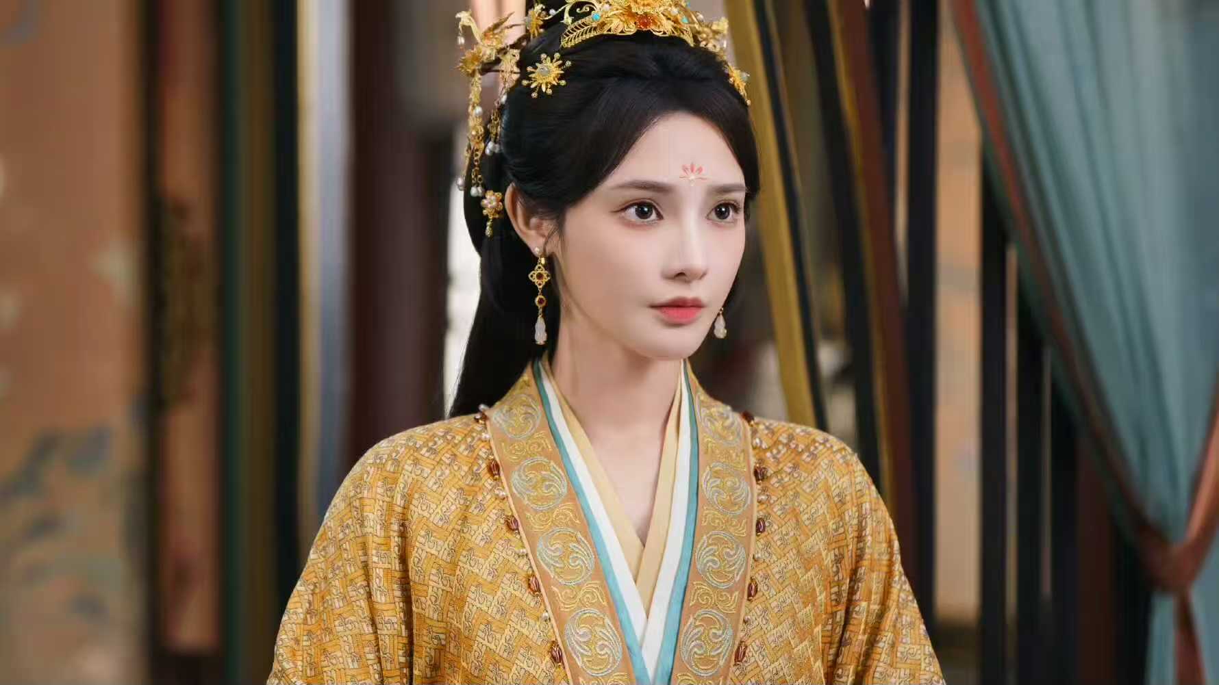 电视剧《凤凰台上》开播，能成古偶剧爆款吗？由任嘉伦、彭小苒主演的古偶剧《凤凰台