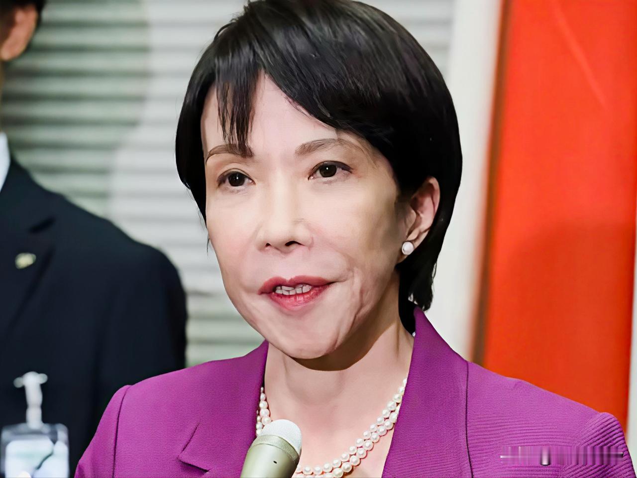 2月2日，日本惨遭“外交打击”，据NHK的报道，阿联酋总统突然宣布，取消对日本的