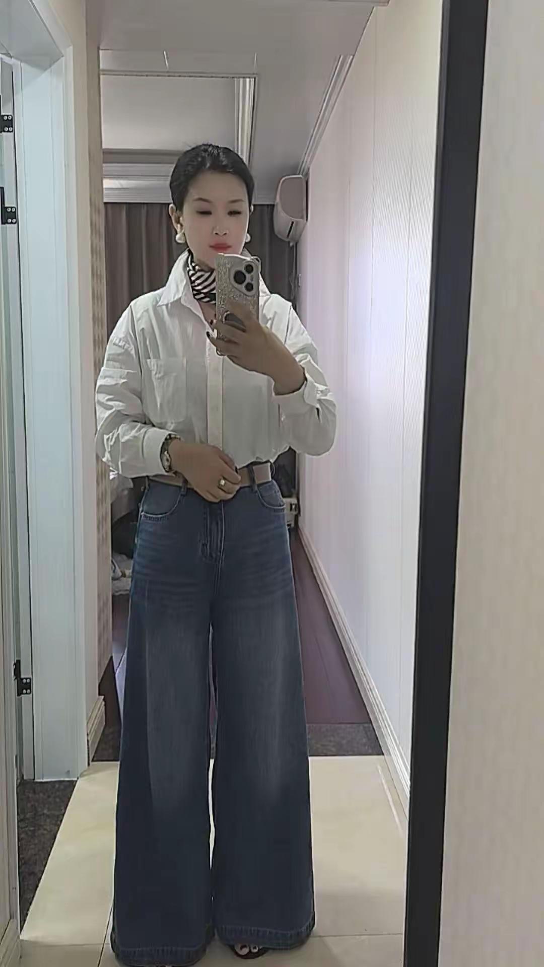 我昨天在男朋友家过夜 早上起床上大号结果停水了冲不走又怕男朋友恶心就拿报