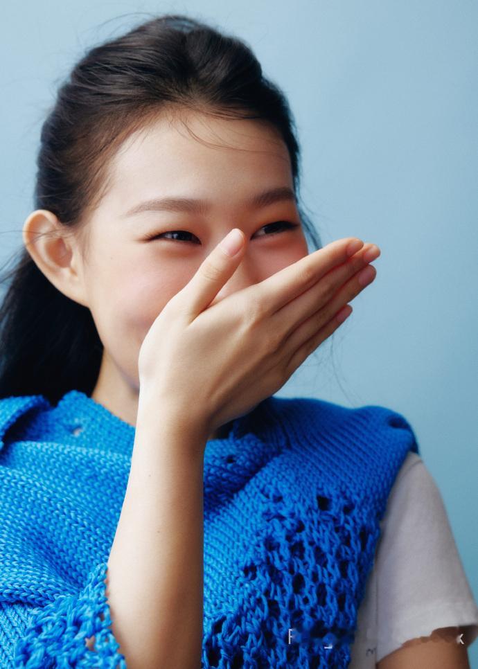 沈佳润的原生皮肤沈佳润二十岁该有的皮肤状态被沈佳润的原生皮肤美到！清透白皙还满是