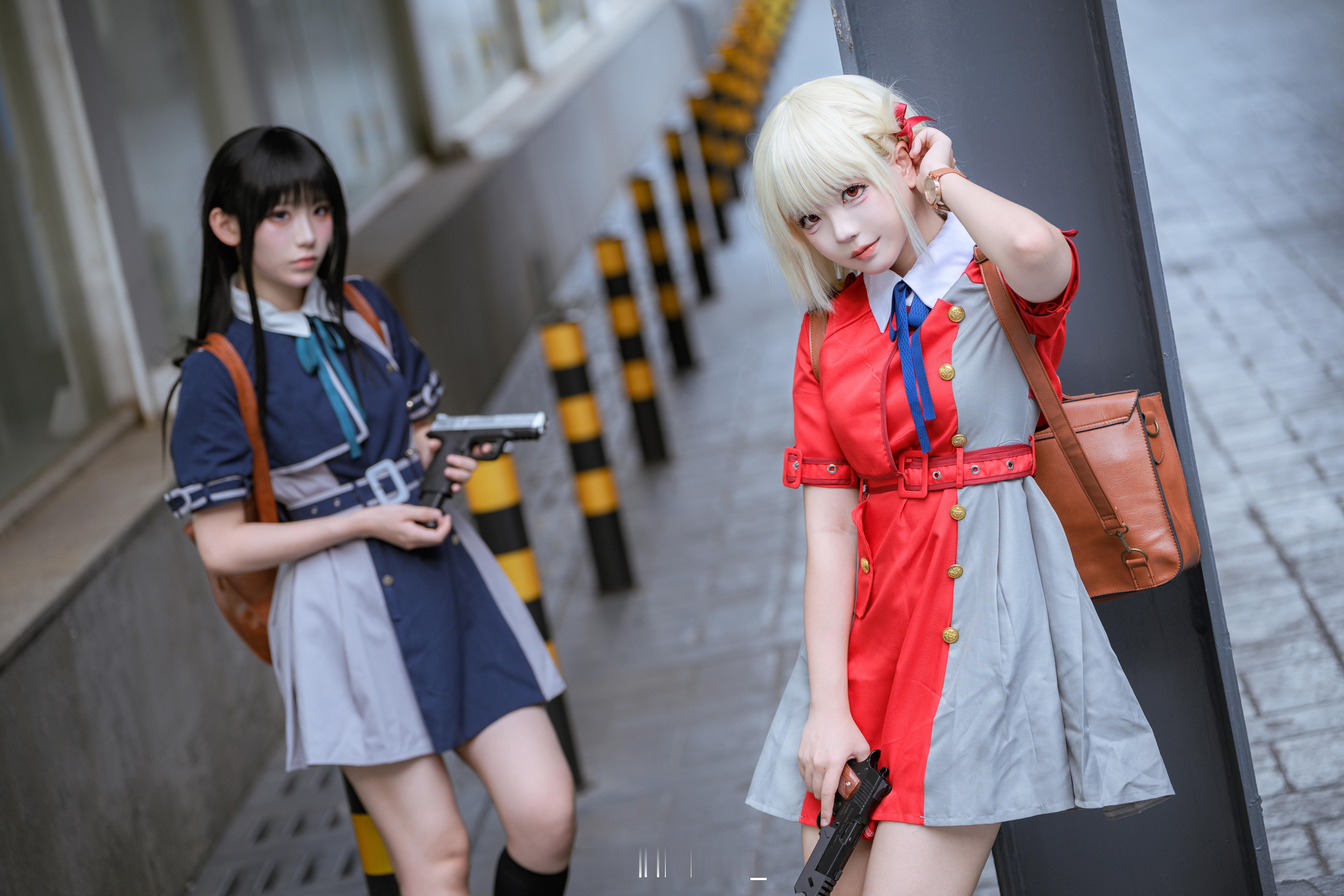 cosplay莉可莉丝💙❤️📷我想不到文案。​​​
