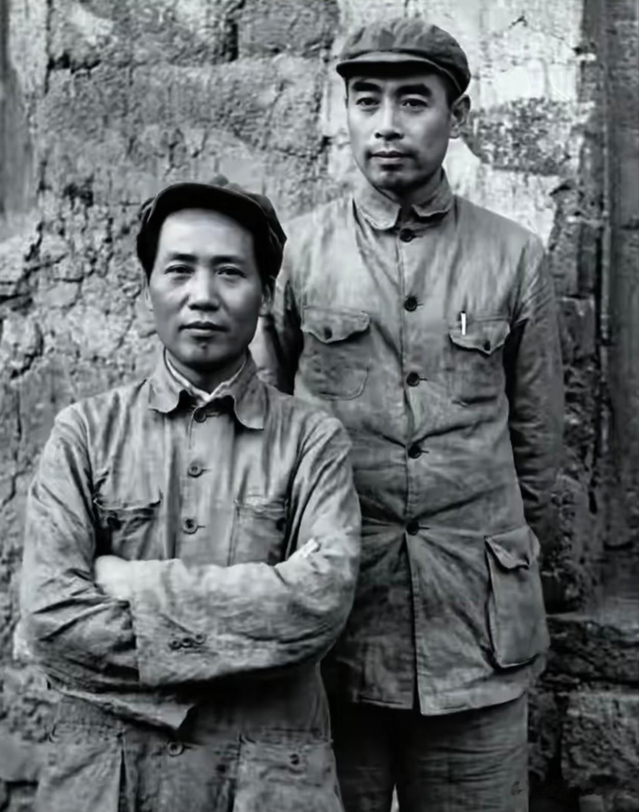 长征结束后的伟人：一个开天辟地“最擅长为人民服务”，一个“为中华崛起”鞠躬尽瘁